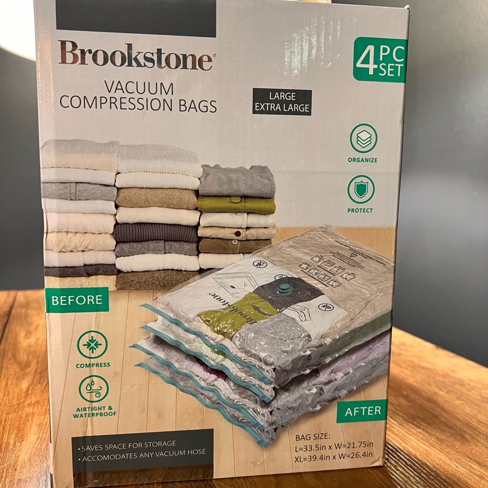 Brookstone Space-Saving Storage Bags Set 4pc Set